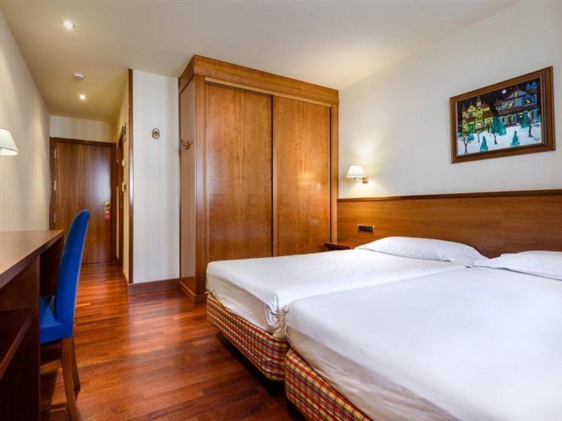 Snoe Hotel Candanchú Kültér fotó