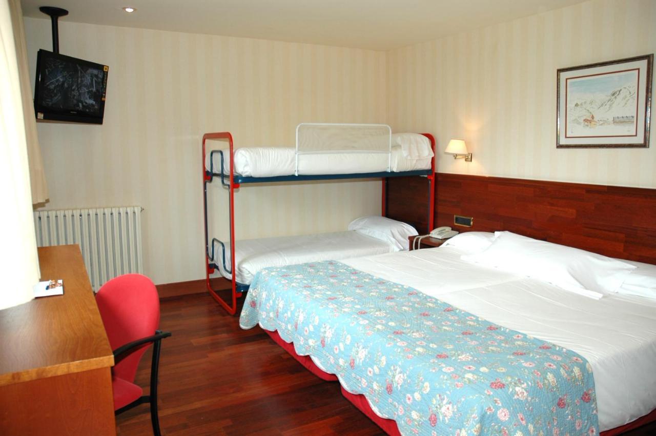 Snoe Hotel Candanchú Kültér fotó