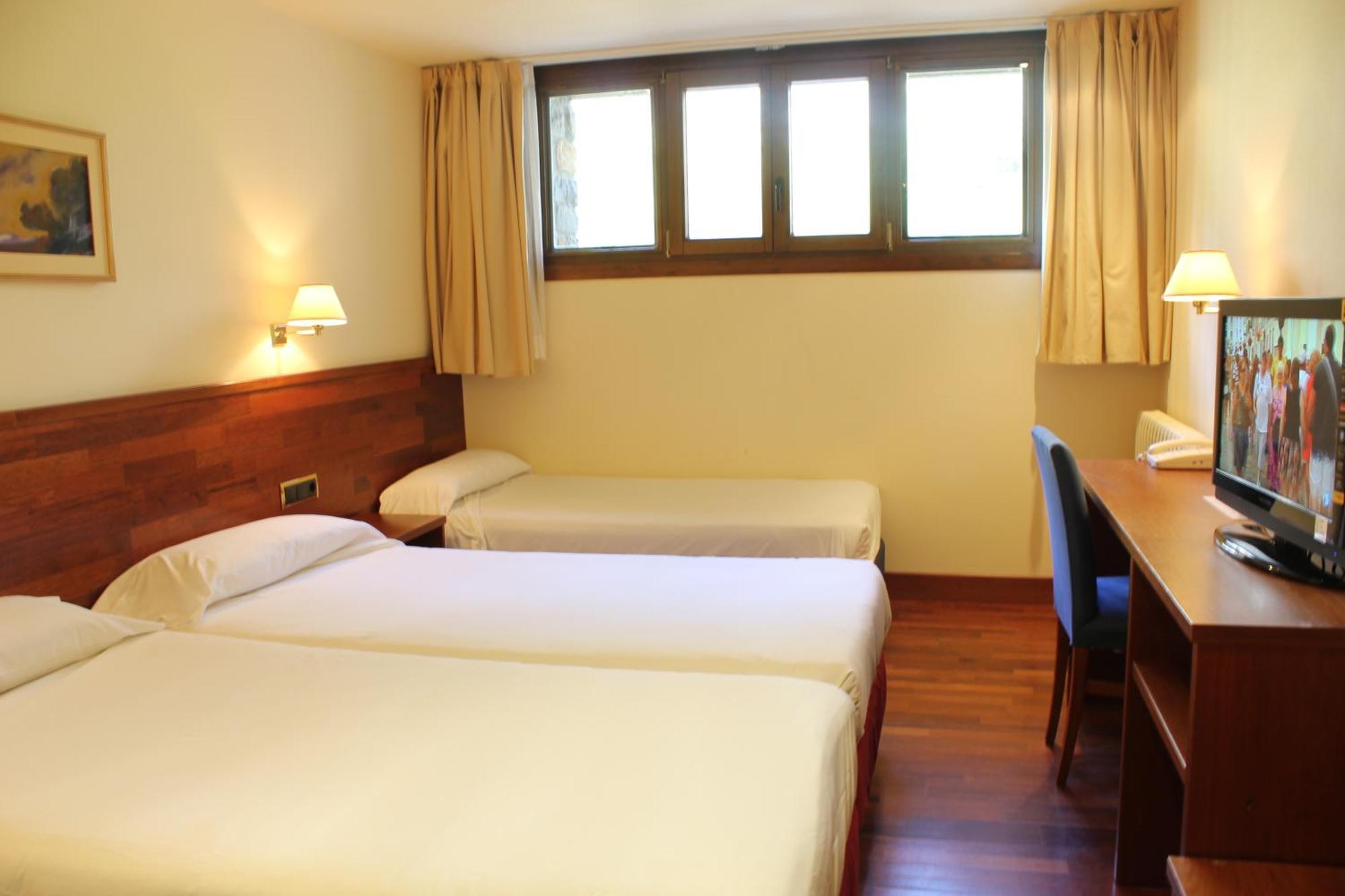Snoe Hotel Candanchú Szoba fotó