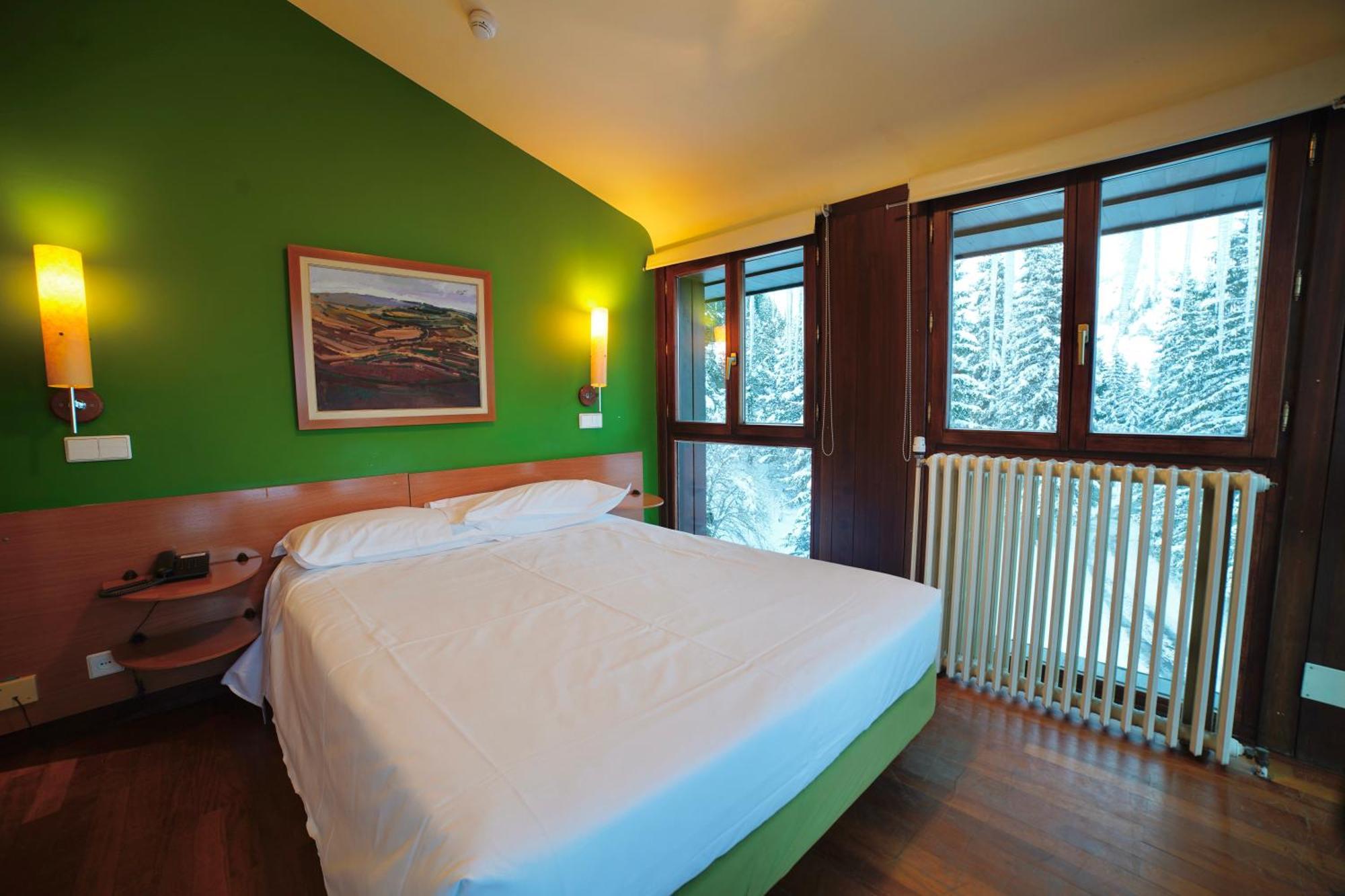 Snoe Hotel Candanchú Kültér fotó