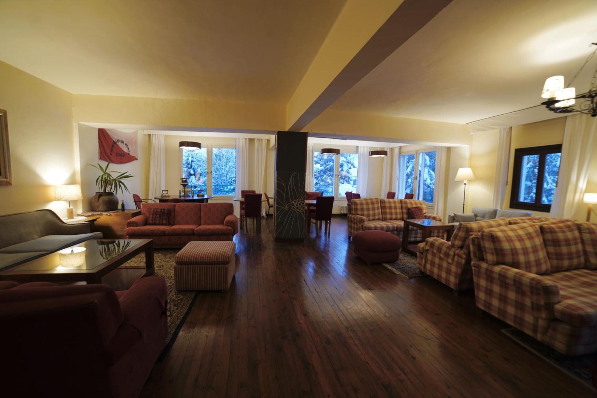 Snoe Hotel Candanchú Kültér fotó