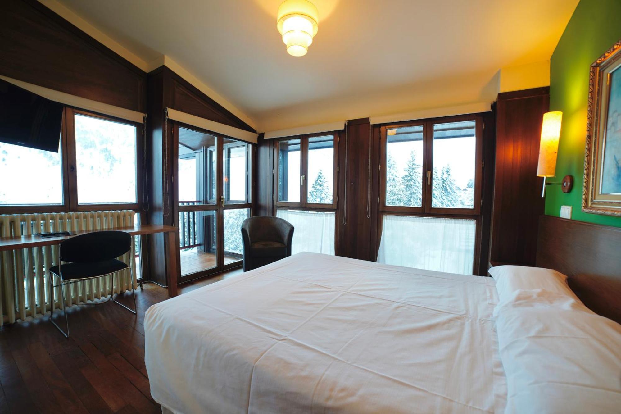 Snoe Hotel Candanchú Kültér fotó